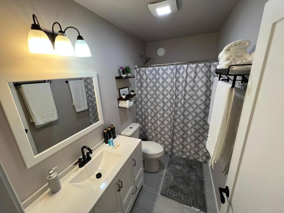 Single Story 3 Beds 1 Car Garage Hébergement de vacances Fairbanks