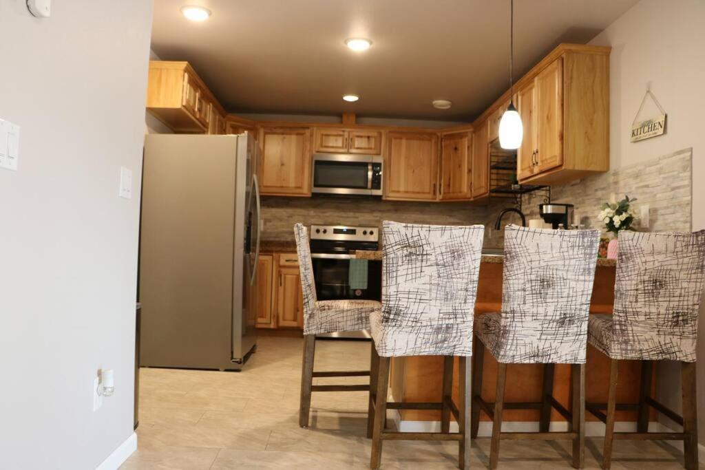 Hébergement de vacances Single Story 3 Beds 1 Car Garage Fairbanks
